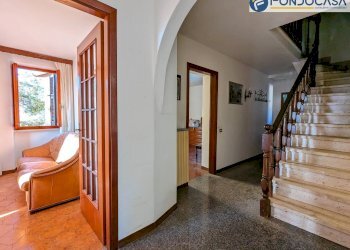 corridoio - Villa Via Marmolada
 
2, Luni - foto 38