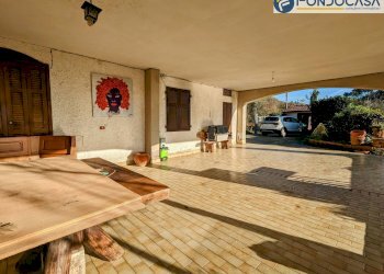 portico - Villa Via Marmolada
 
2, Luni - foto 42