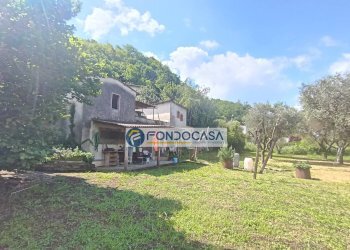 terreno edificabile - Terreno edificabile vicolo serravalle, Luni - foto 11