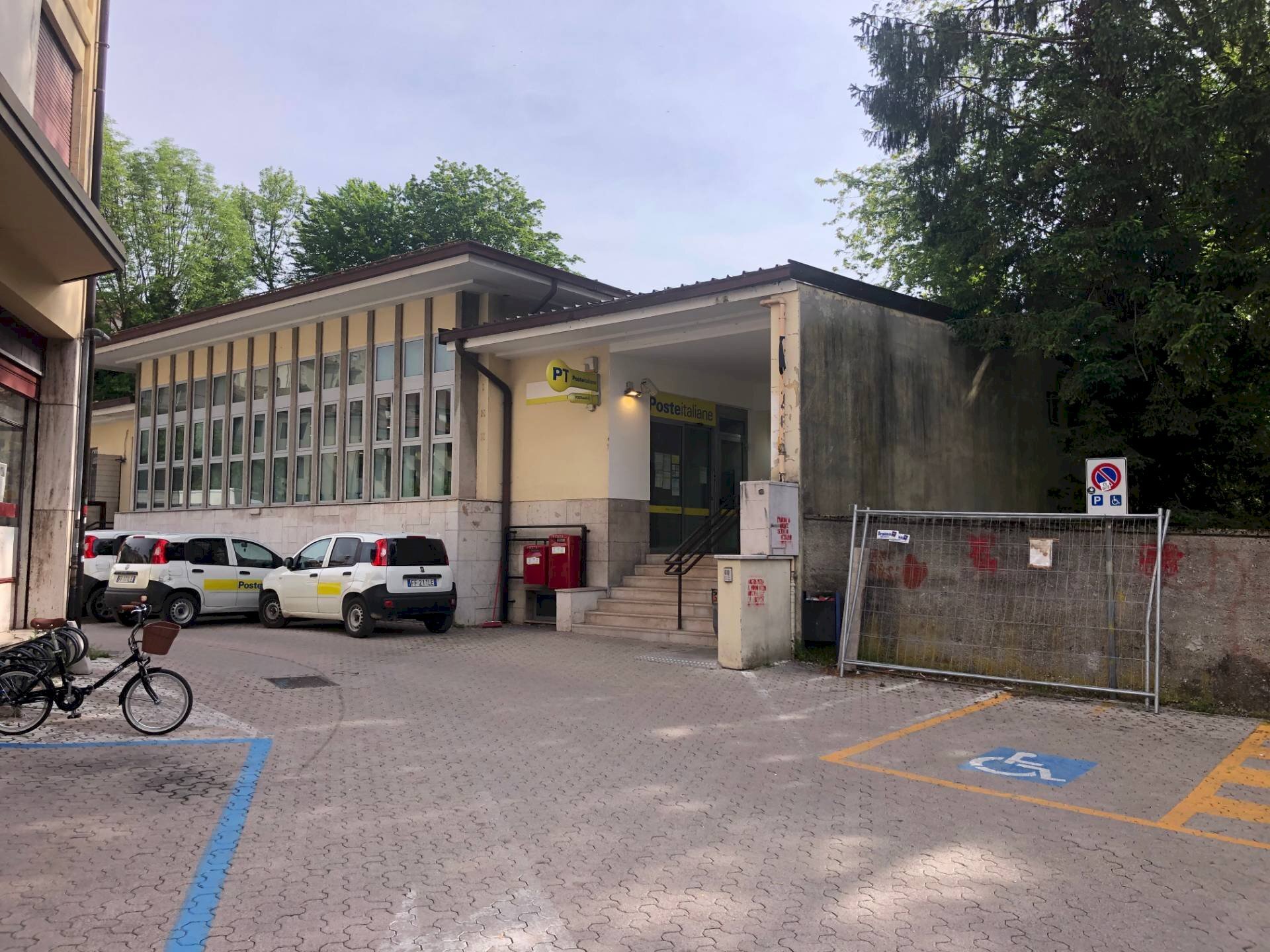 Foto 3 - Locale Commerciale via basso
 
15, Feltre - foto 3