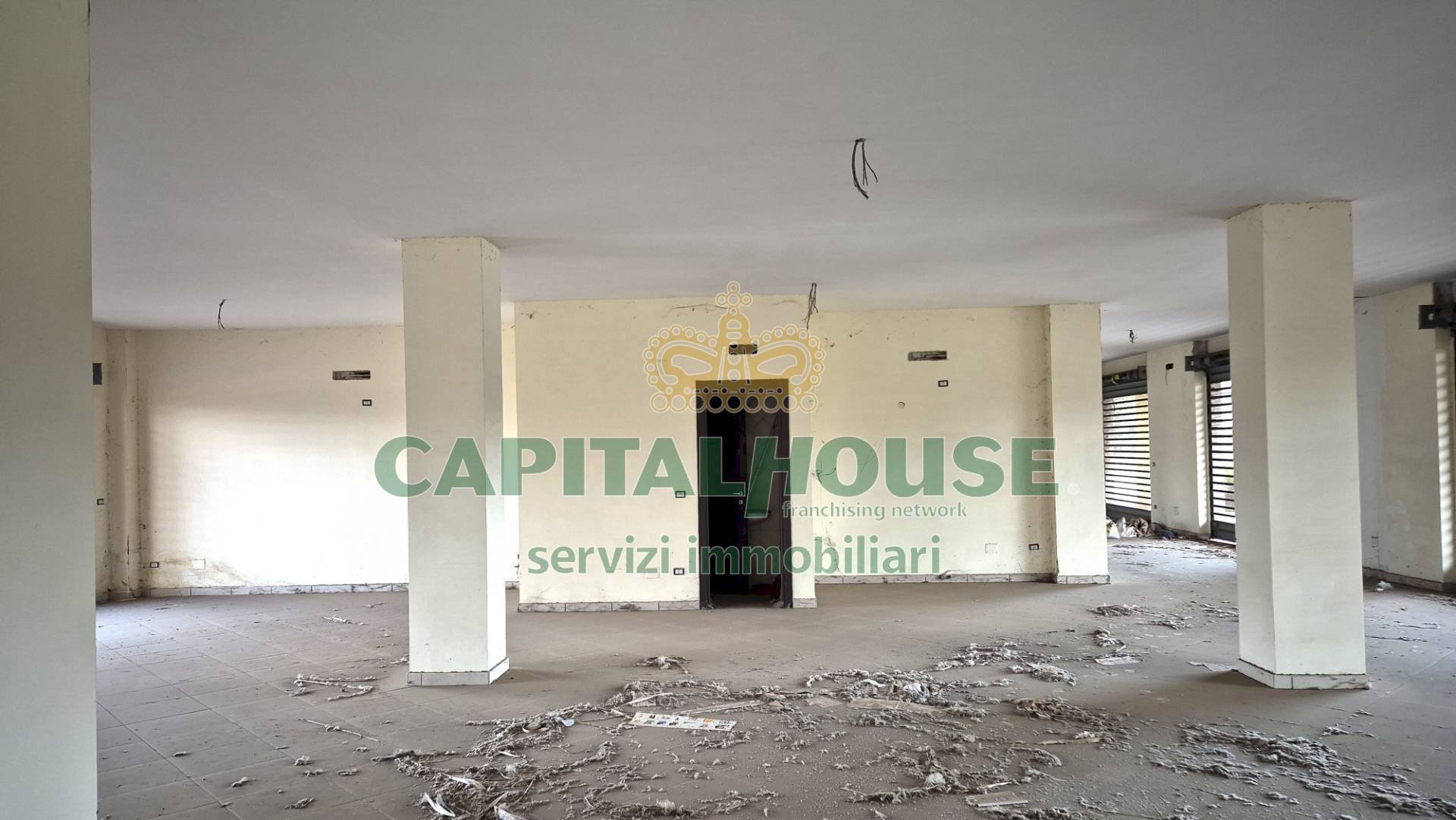 Foto 1 - Locale Commerciale Portico di Caserta - foto 1