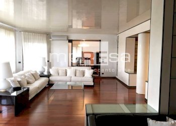 Living - Appartamento VIALE TRENTO TRIESTE, Treviso - foto 1