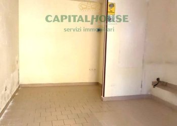 Foto 2 - Locale Commerciale corso gran priorato di malta, Capua - foto 2