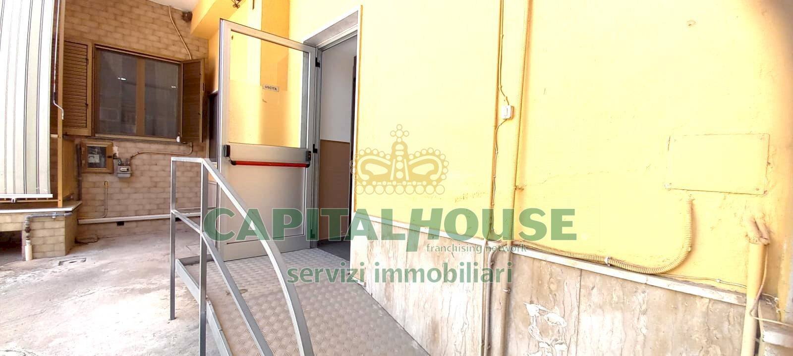 Foto 3 - Locale Commerciale VIALE LIBERTà, Capua - foto 3