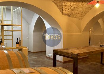 Foto 30 - Commercial Premises Piazza Aldo Moro
 
50, Locorotondo - photo 30