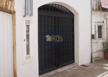 Foto 51 - Commercial Premises Piazza Aldo Moro
 
50, Locorotondo - photo 51