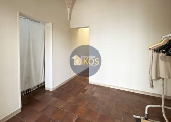 Foto 54 - Commercial Premises Piazza Aldo Moro
 
50, Locorotondo - photo 54