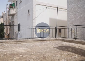 Foto 57 - Commercial Premises Piazza Aldo Moro
 
50, Locorotondo - photo 57