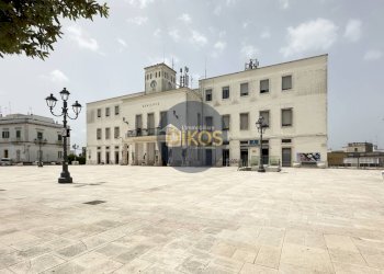 Foto 60 - Commercial Premises Piazza Aldo Moro
 
50, Locorotondo - photo 60