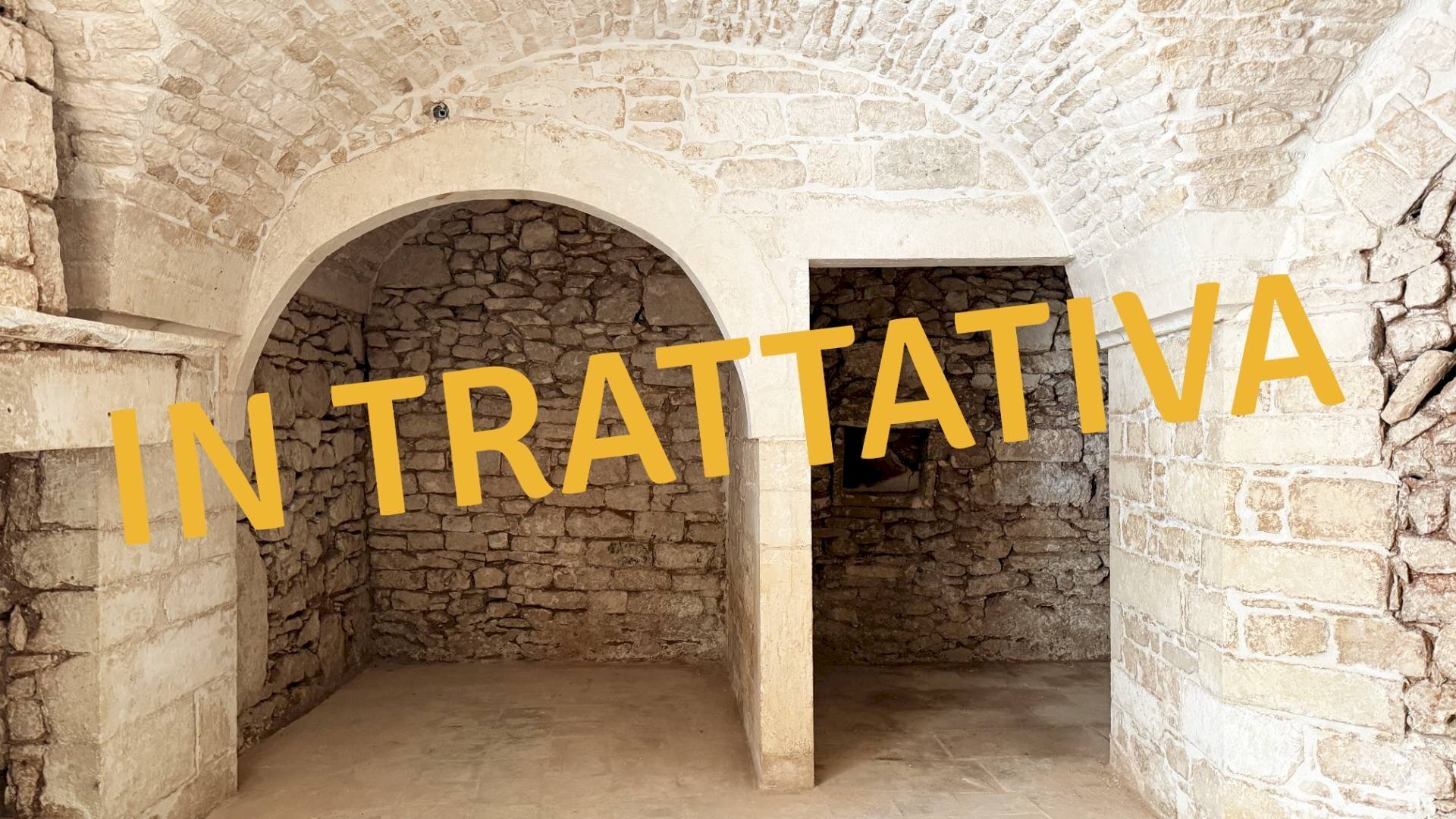 Foto 1 - Rustico Via Cola di Rienzo
 
8, Martina Franca - foto 1
