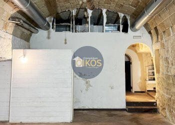 Foto 27 - Commercial Premises Via Pompeo Sarnelli
 
28, Polignano a Mare - photo 27