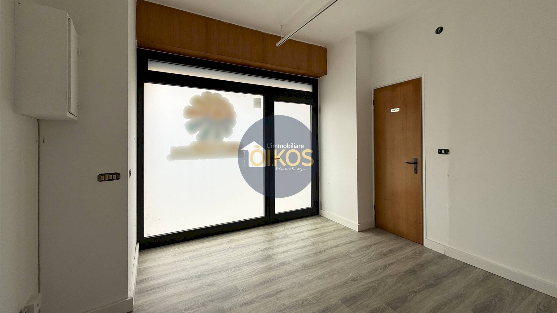 Foto 1 - Commercial Premises Via Della Conciliazione
 
43, Putignano - photo 1