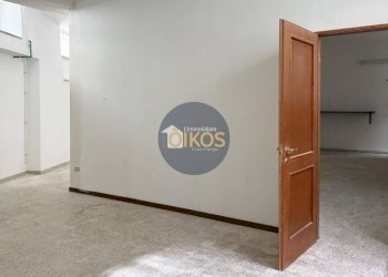 Foto 23 - Commercial Premises Via Margherita di Savoia
 
100, Putignano - photo 23