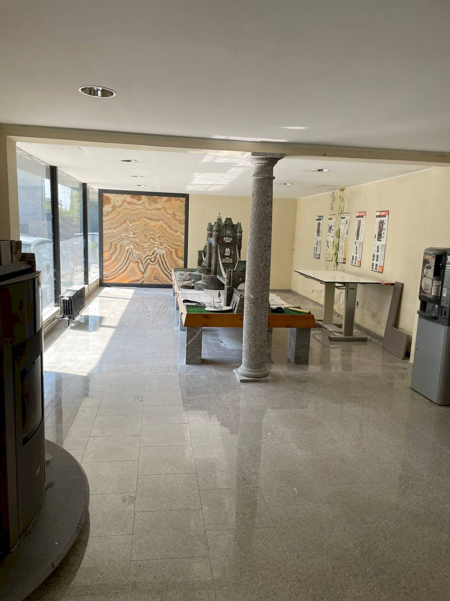 Foto 1 - Capannone via europa
 
22, Leggiuno - foto 1