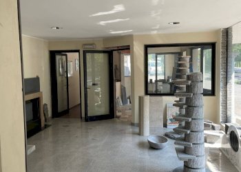 Foto 7 - Capannone via europa
 
22, Leggiuno - foto 7