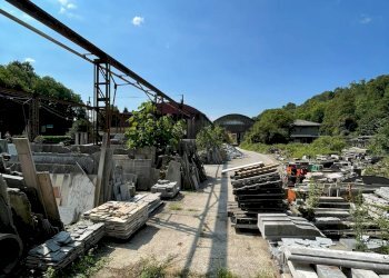 Foto 11 - Capannone via europa
 
22, Leggiuno - foto 11