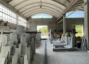 Foto 12 - Capannone via europa
 
22, Leggiuno - foto 12