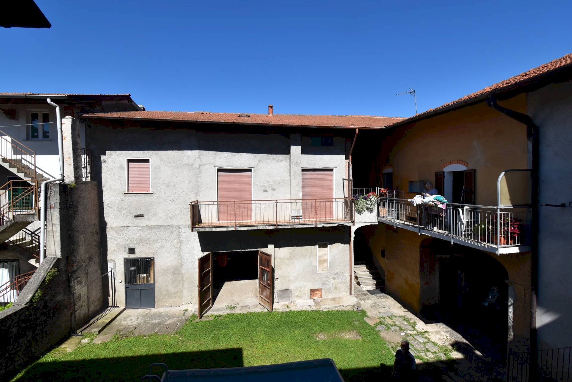 Foto 3 - Casa semi indipendente VIA MARINO
9, Laveno-Mombello - foto 3