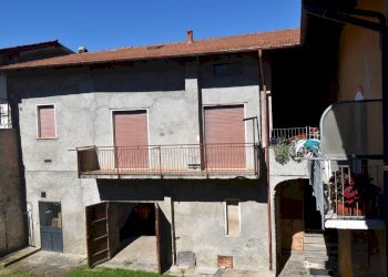 Foto 2 - Casa semi indipendente VIA MARINO
 
9, Laveno-Mombello - foto 2