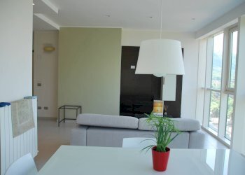 Foto 33 - Trilocale VIA GERMIGNAGA
 
1, Luino - foto 33