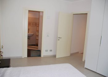 Foto 40 - Trilocale VIA GERMIGNAGA
 
1, Luino - foto 40