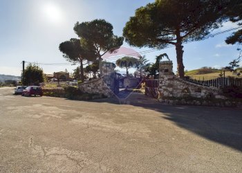 Edificio all\'aperto - Commercial Activity Via Cassia, Campagnano di Roma - photo 43