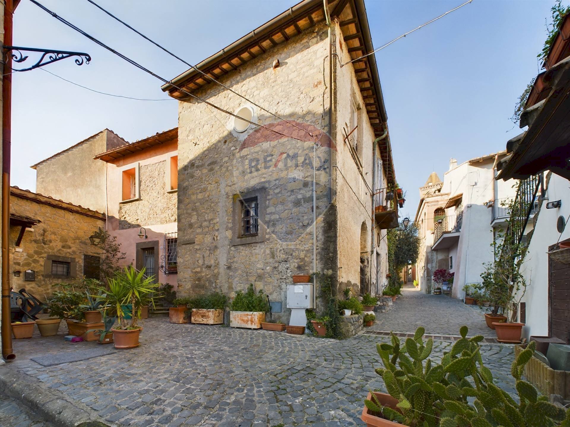 Casa all\'aperto - Trilocale Via XX Settembre
 
38, Formello - foto 3