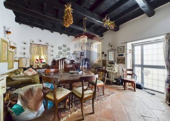 Sala da pranzo - Trilocale Via XX Settembre
 
38, Formello - foto 7