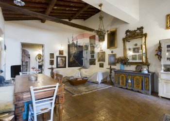 Sala da pranzo - Quadrilocale Piazza Sant'Angelo
 
7, Formello - foto 10