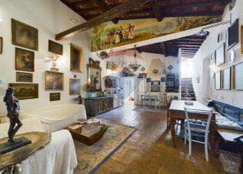 Sala da pranzo - Appartamento Piazza Sant'Angelo
 
7, Formello - foto 15