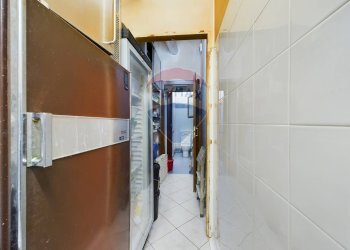 Hall / corridoio - Locale Commerciale Via Pio la Torre
 
4, Formello - foto 18