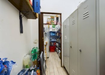 Hall / corridoio - Locale Commerciale Via Pio la Torre
 
4, Formello - foto 21