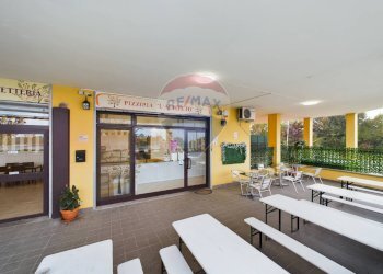 Terrazza - Locale Commerciale Via Pio la Torre
 
4, Formello - foto 22