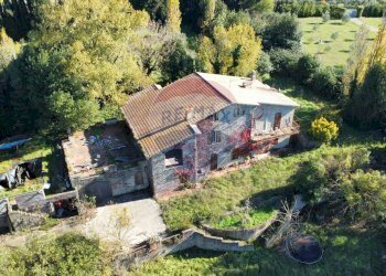 Casa all\'aperto - Villa via valle steccona
 
23, Campagnano di Roma - foto 23