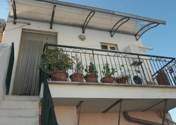 Foto 2 - Casa semi indipendente Corso Vittorio Emanuele III, Camposano - foto 2