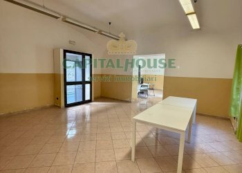 Foto 3 - Commercial Premises VIA MESTRA, Marigliano - photo 3