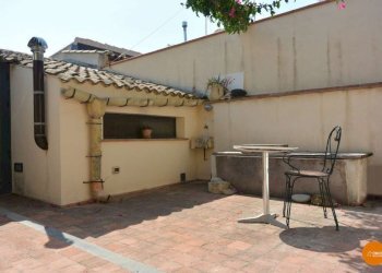 Casa in centro storico con giardino via P. Capponi - Casa indipendente Via Pier Capponi
 
18, Noto - foto 7