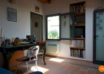 Casa in centro storico con giardino via P. Capponi - Casa indipendente Via Pier Capponi
 
18, Noto - foto 26