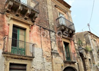 Appartameno in palazzo d\'epoca 1 - Casa indipendente Via Carlo Alberto, Palazzolo Acreide - foto 1