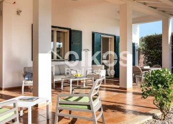 Foto 2 - Villa c.da Reitani
 
1, Noto - foto 2