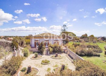 Foto 1 - Villa Via Rocciola Scrofani
 
81, Modica - foto 1