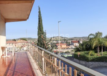 Foto 1 - Independent house via granati nuovi
 
1, Rosolini - photo 1