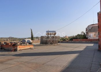 Foto 5 - Independent house via granati nuovi
 
1, Rosolini - photo 5