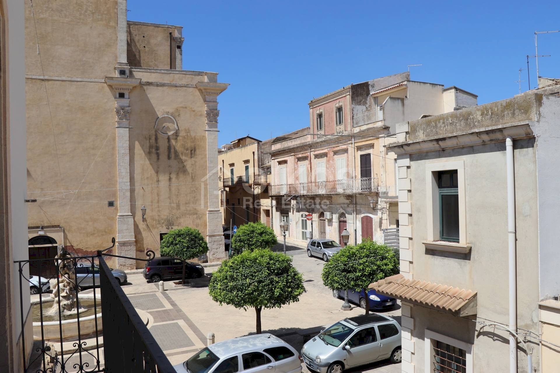 Foto 1 - Independent house via Maddalena
 
6, Rosolini - photo 1