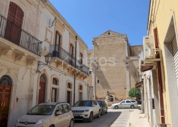 Foto 2 - Independent house via Maddalena
 
6, Rosolini - photo 2