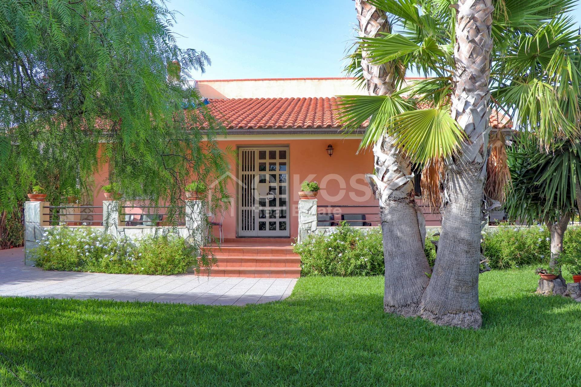 Foto 1 - Villa Via Di Lorenzo Borgia
 
14, Noto - foto 1