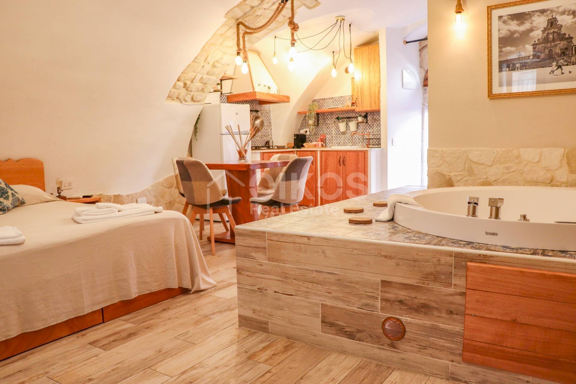 Foto 2 - Casa indipendente via duca d'aosta
 
1, Palazzolo Acreide - foto 2