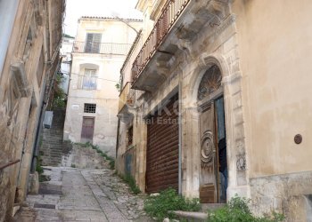 Foto 2 - Stabile - Palazzo Via Vincenzo Albanese
 
10, Modica - foto 2