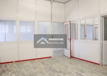 Foto 1 - Locale Commerciale via san giovanni
 
107, Colonnella - foto 1