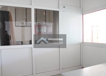 Foto 2 - Locale Commerciale via san giovanni
 
107, Colonnella - foto 2